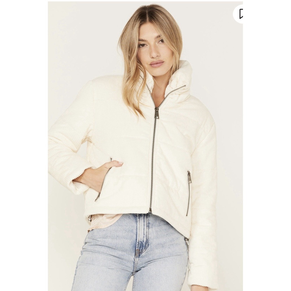 Cleo + Wolf Women's Quilted Corduroy Puffer Jacket‎  Ivory Size M